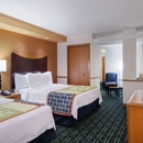 Fairfield Inn & Suites - Hotels