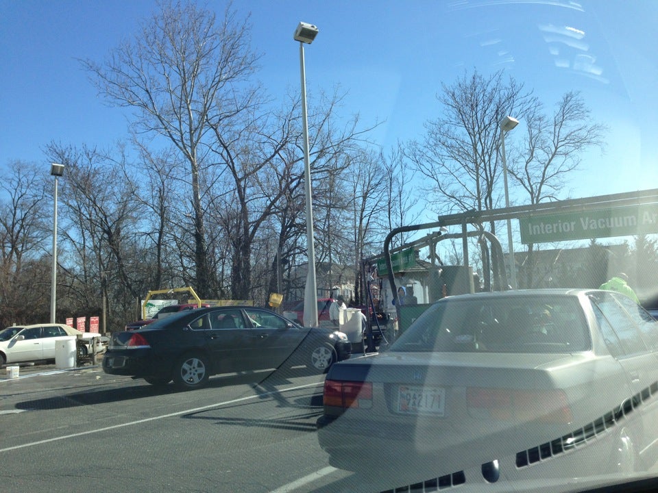 roy's car wash clinton md