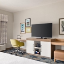 Hampton Inn & Suites Chincoteague-Waterfront - Hotels
