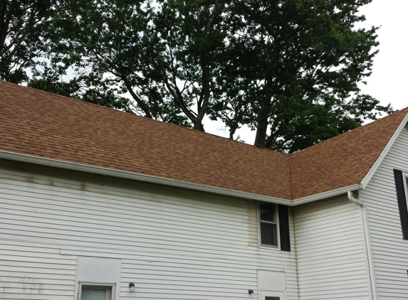 General Carpenter Contracting - Hanover, IN. Beautiful roof