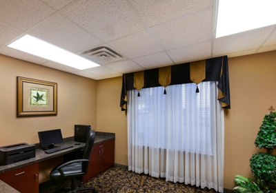 Comfort Suites University 1902 E Overland Trl Abilene Tx 79601