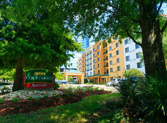 Courtyard by Marriott - Metairie, LA