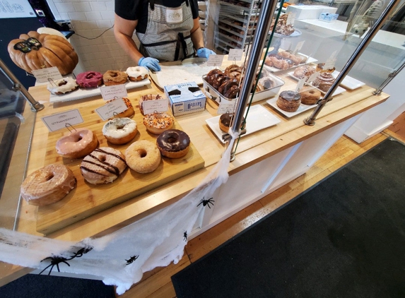 Johnny Doughnuts - San Rafael, CA