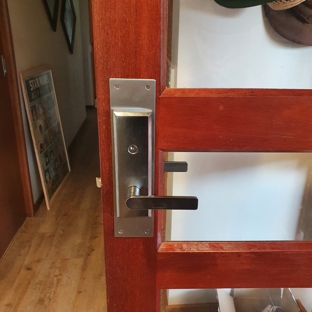 Buzz Locksmiths - Kennington, VIC