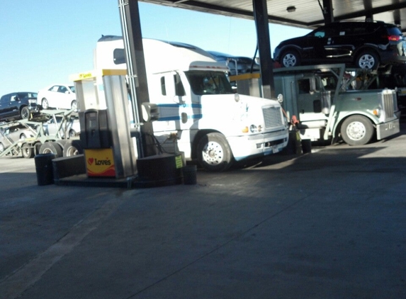 Love's Travel Stop - Hutchins, TX