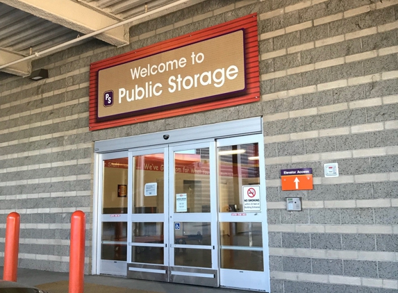 Public Storage - Glendale, CA