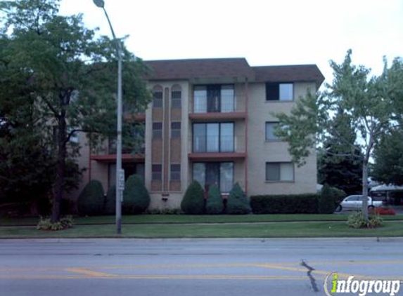 Lawrence Point Condominium - Norridge, IL