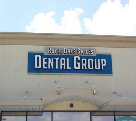Royal Oaks Smiles Dental Group and Orthodontics - Houston, TX