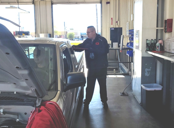 Oilstop Drive Thru Oil Change - Tucson, AZ