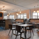 Hampton Inn Salem Boston - Hotels