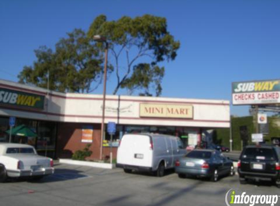 Mini Mart - Los Angeles, CA