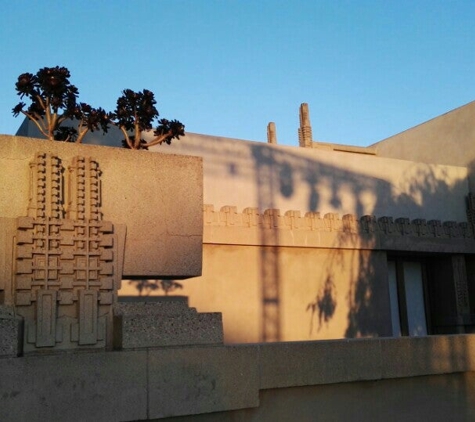 Hollyhock House - Los Angeles, CA