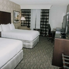 DoubleTree by Hilton Hotel Detroit - Dearborn