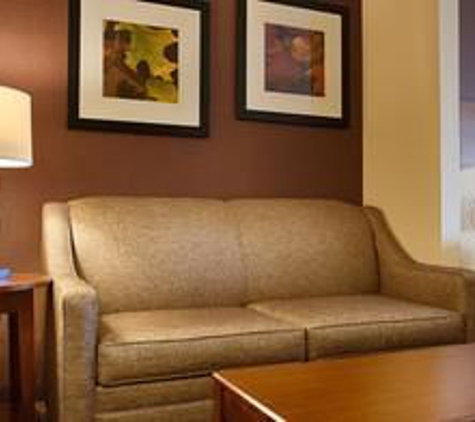 Best Western Plus Carousel Inn & Suites - Burlington, CO