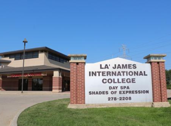 La' James International College - Johnston, IA