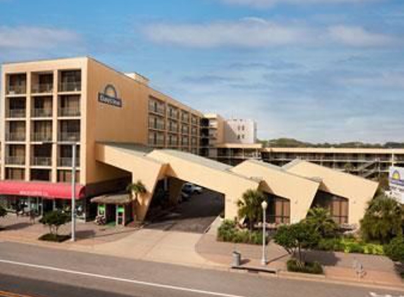 Days Inn by Wyndham Virginia Beach At The Beach - Virginia Beach, VA