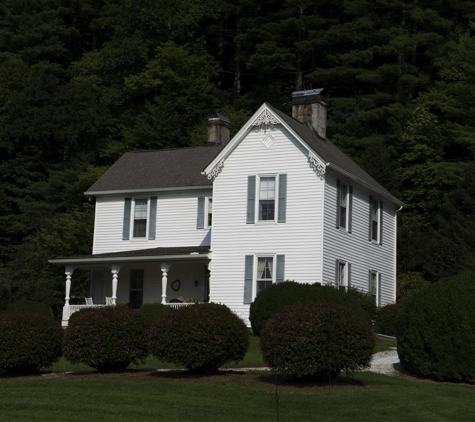 Key Falls Inn - Pisgah Forest, NC