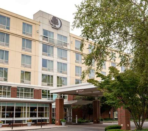 DoubleTree Club by Hilton Hotel Boston Bayside - Dorchester, MA