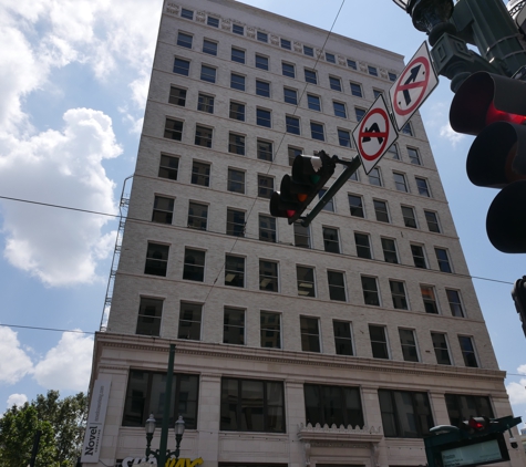 Law Office of Nathaniel Pitoniak - Houston, TX