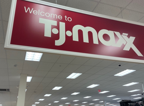 T.J. Maxx & HomeGoods - Petaluma, CA