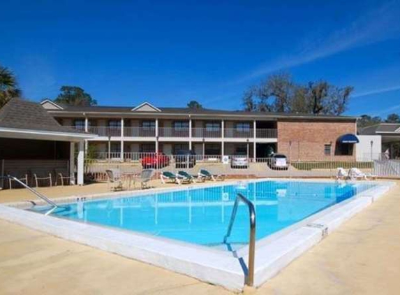 Suburban Extended Stay Hotel - Tallahassee, FL