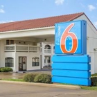 Motel 6