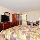 Super 8 by Wyndham McGehee - Hotels