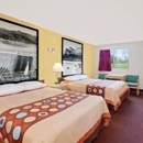 Super 8 by Wyndham Bishop - Hotels
