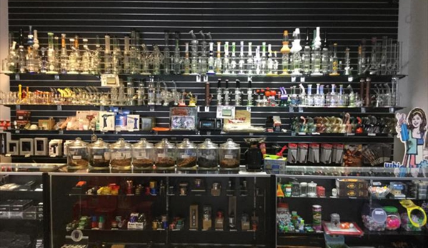 Azara Smoke N Vape - Rice Lake, WI