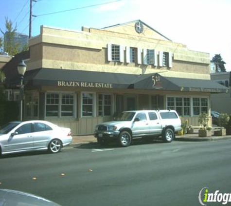 520 Bar & Grill - Bellevue, WA