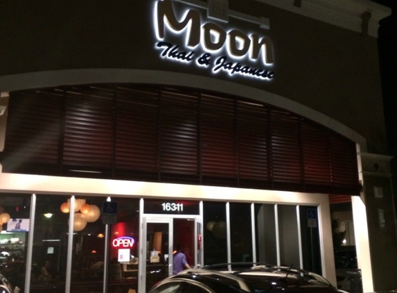 Moon Thai & Japanese - Miami, FL