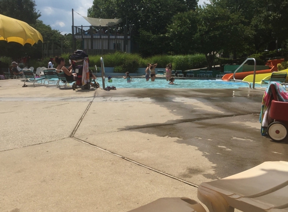 Wet'n Wild Emerald Pointe Water Park - Greensboro, NC