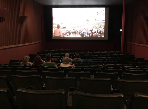 Crest Cinema Center - Shoreline, WA