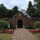 The Elizabethan Gardens - Botanical Gardens