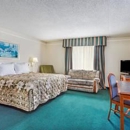 Days Inn by Wyndham Richmond/South - Motels