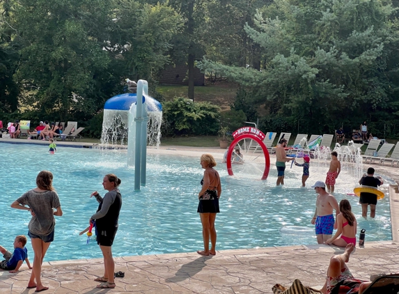 Woodcliff Lake Municipal pool - Woodcliff Lake, NJ