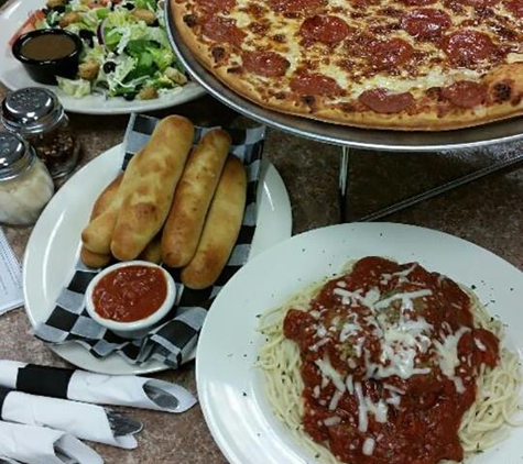 Villagio Pizzeria - Omaha, NE