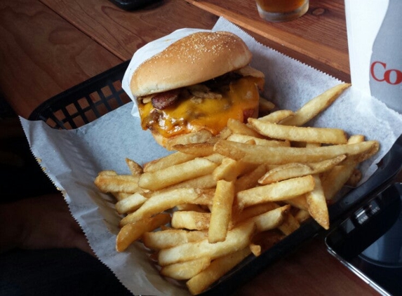Killer Burger - Eugene, OR