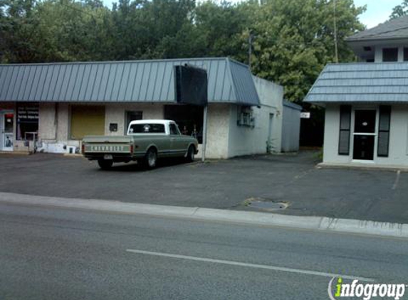 Discount Trophies Etc - Denton, TX