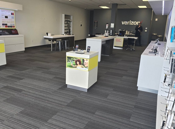 Verizon - Shelby Township, MI