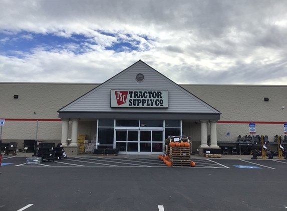 Tractor Supply Co - North Clarendon, VT