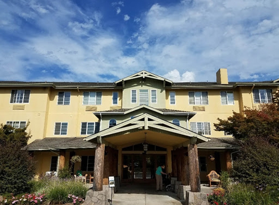 Solstice Senior Living at Santa Rosa - Santa Rosa, CA