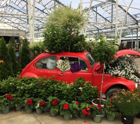 Petitti Garden Centers - Avon, OH