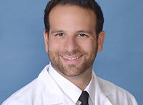 Andre B. Akhondi, MD - Thousand Oaks, CA