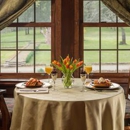 Hilltop Manor Bed & Breakfast - Bed & Breakfast & Inns