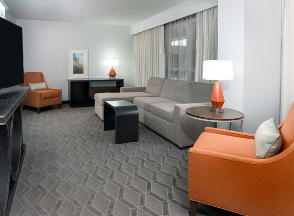 Embassy Suites by Hilton Dallas Park Central Area - Dallas, TX