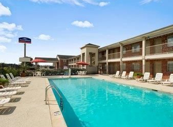 Howard Johnson - Beaumont, TX