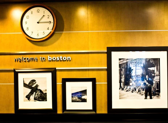 Hampton Inn & Suites Boston Crosstown Center - Boston, MA