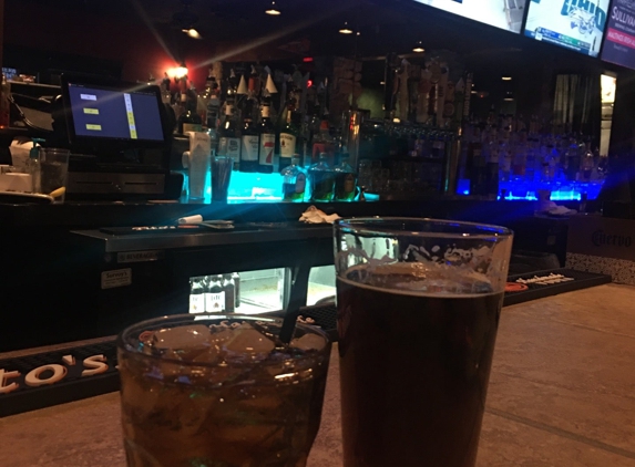 Hooley House Sports Pub & Grille - Copley, OH