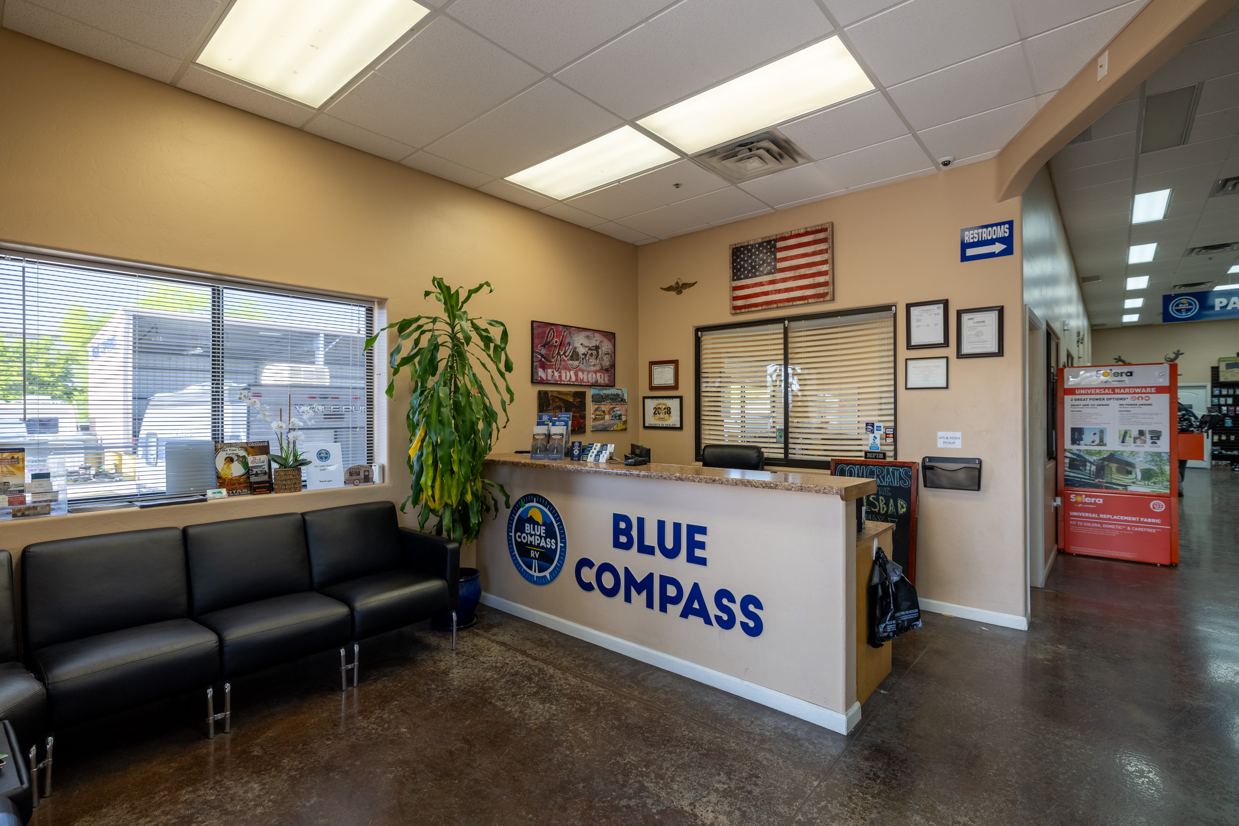 Blue Compass RV Tucson - Tucson, AZ 85704